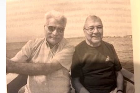 Él mismo revela su aislamiento